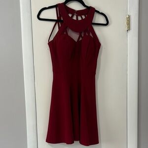 Elegant Burgundy Sleeveless Dress